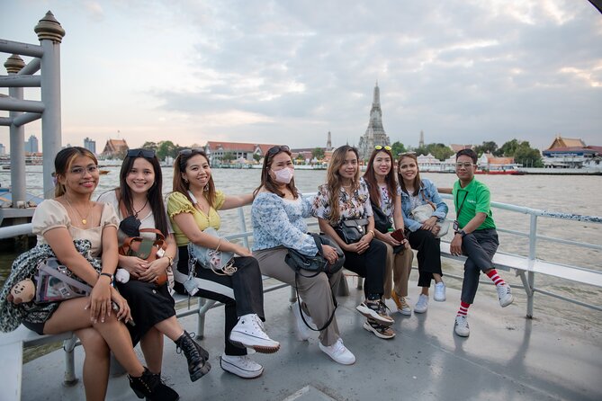 3-Hour Bangkok Walking Tour: Wat Pho and Wat Arun - Timing, heat, and why afternoon may feel easier