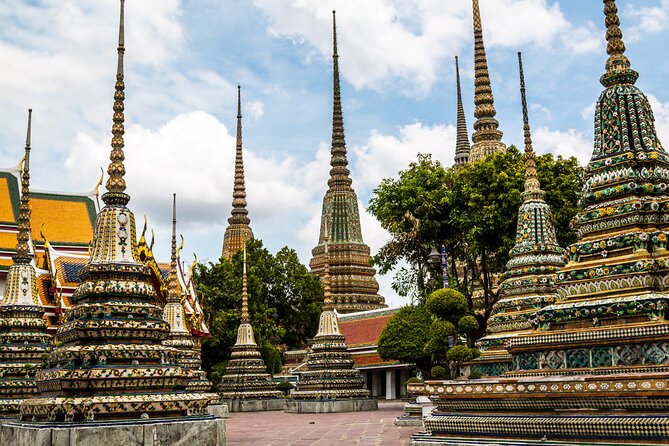 3-Hour Bangkok Walking Tour: Wat Pho and Wat Arun - Guide quality: where your experience can go from great to just okay