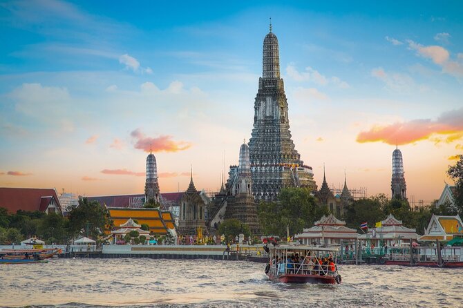 3-Hour Bangkok Walking Tour: Wat Pho and Wat Arun - Temple of Dawn (Wat Arun): mosaics, chedi views, and steep steps