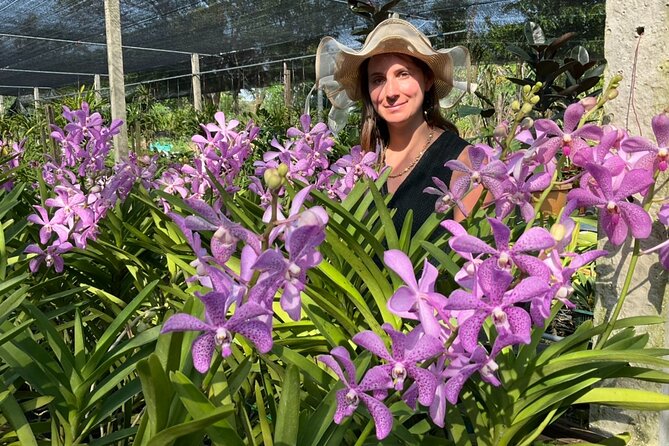 3hr Sunset Canal Cruise & Stop at Biggest Buddha (fully guided) - Stop 3: Niyom’s Orchid Farm, your 20-minute break from the city pace