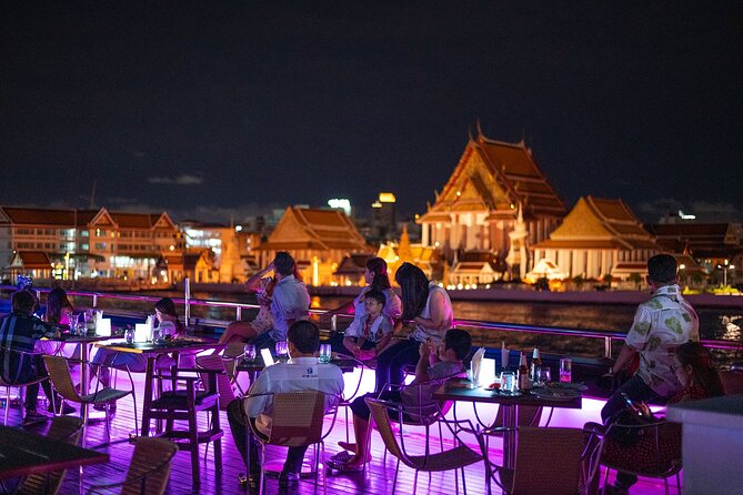 5 Star Luxury Bangkok Dinner Cruise On Wonderful Pearl Cruise - Wat Arun at Night: A Free Stop That Feels Worth It