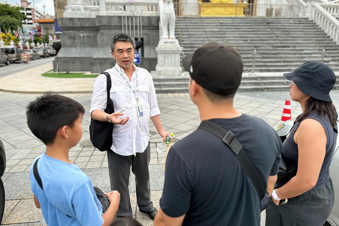 8 Hours Tuk Tuk Private Tour within Bangkok Area: Customed Trips - Wat Traimit and the Golden Buddha finish