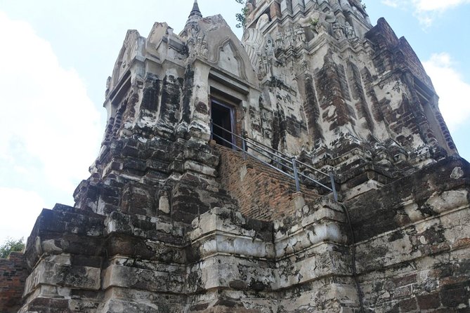 A Day in Ayutthaya: Private 5 UNESCO Temples Tour From Bangkok - Wat Chaiwatthanaram: 1630 Merit, Monument Scale, and Why It Looks Different