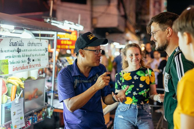 A Magical Evening in Bangkok: Private City Tour - Stop 1: Hua Lamphong Temple as the city flips on its lights