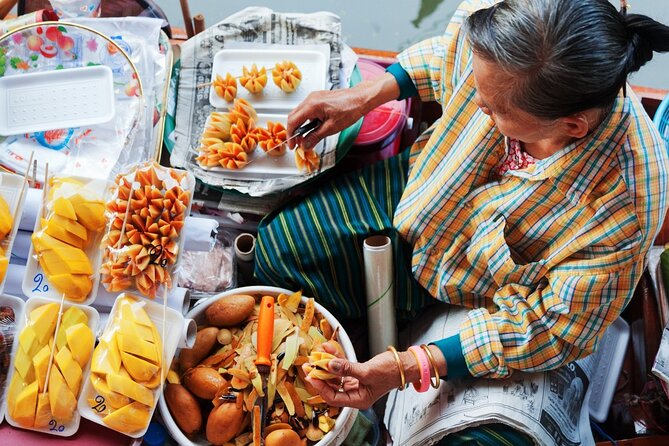 Amphawa Floating Market & Maeklong Railway Train Market Tour - Should you book this Amphawa Floating Market and Maeklong tour?