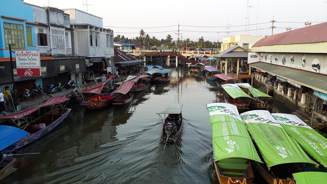 Amphawa Floating Market Tour with Maeklong Railway Market (SHA Plus) - Who This Tour Is Best For (And Who Should Think Twice)
