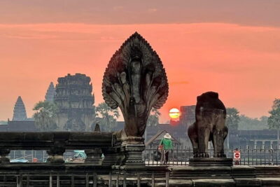 Angkor Wat 2-Day Tour from Bangkok