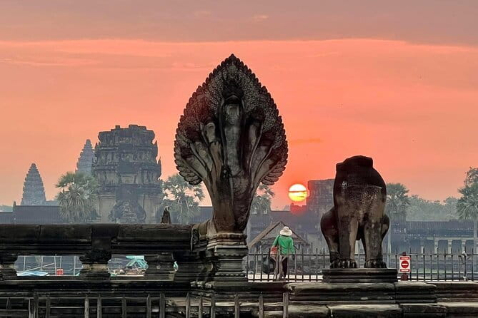 Angkor Wat 2-Day Tour from Bangkok - Chong Kneas and Tonle Sap: an afternoon that feels different from temples