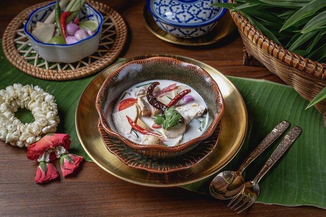 Authentic Thai Cooking with the Largest market visit &TukTuk ride - From ingredient prep to eating: the pacing that keeps it fun