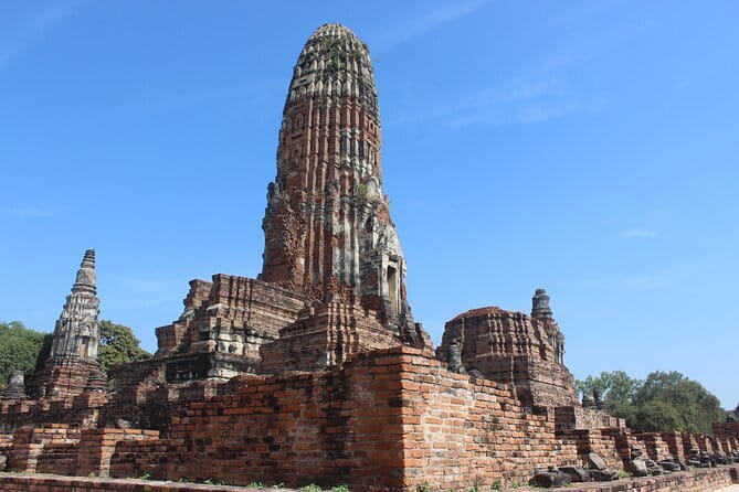 Ayutthaya Bicycle Tour with Scenic Boat Experience - Starting at Park Ayutthaya Resort and Spa (and getting road-ready fast)
