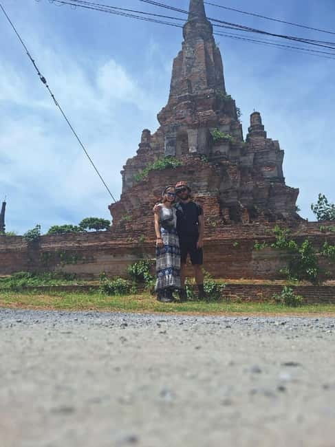Ayutthaya: Colorful Slow Life Bicycle Tour with local guide. - Wat Ratchaburana, then Wat Phra Si Sanphet for the royal finale