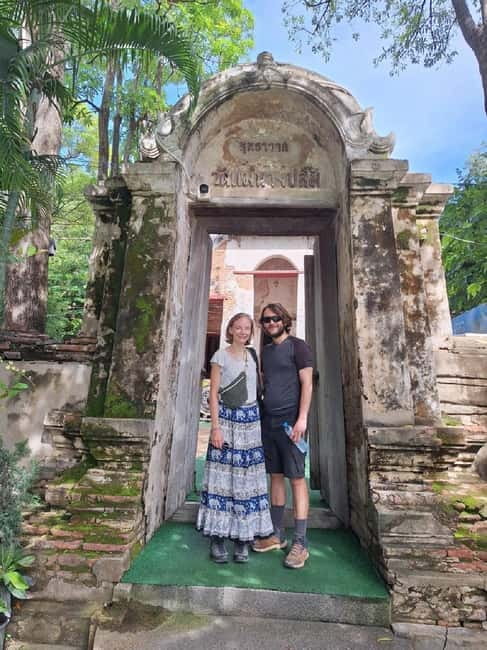 Ayutthaya: Colorful Slow Life Bicycle Tour with local guide. - Price and value: what $23 covers, and what you still need to budget