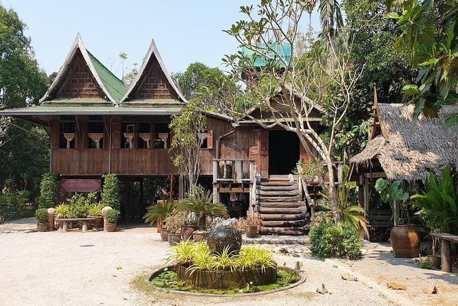Ayutthaya, Damnoen Floating & Maeklong Railway Market Day Tour - Who this day trip suits best (and who should choose something else)