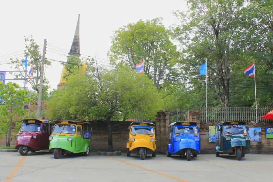 Ayutthaya Evening Tuk Tuk Temples Tour From Bangkok - Banglan Night Market, the dinner moment you will actually remember