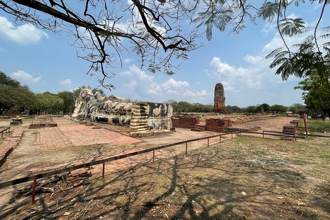 Ayutthaya Historical Old Capital day Tour from Bangkok - Wat Phu Khao Thong Golden Mount: the 50 meter chedi viewpoint