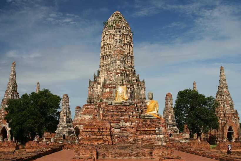 Ayutthaya Historical Park - Full-Day Private Temple Tour - Traditional Thai lunch: refuel in the middle of temples