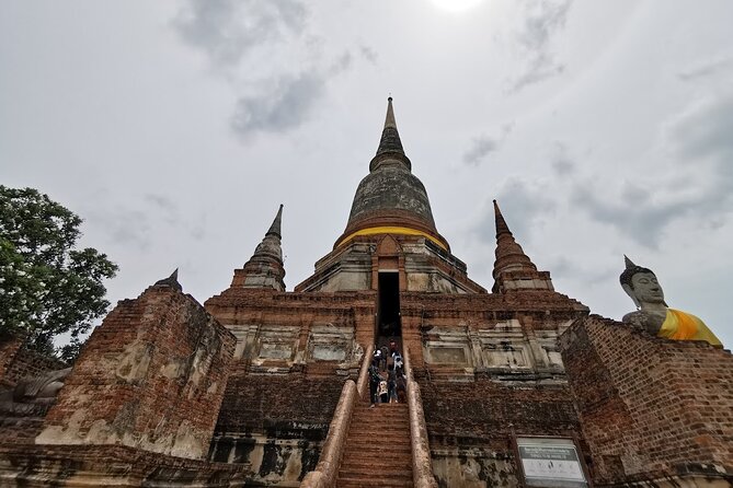 Ayutthaya Historical Park Private Car Service (No guide) - Wat Yai Chai Mongkol: a strong stop without a long commitment