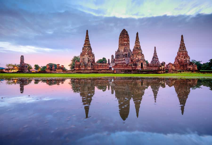 Ayutthaya: Luxury Hacker Craft Boat Cruise Temple sightsee - Wat Chaiwatthanaram photo stop: the viewpoint you came for