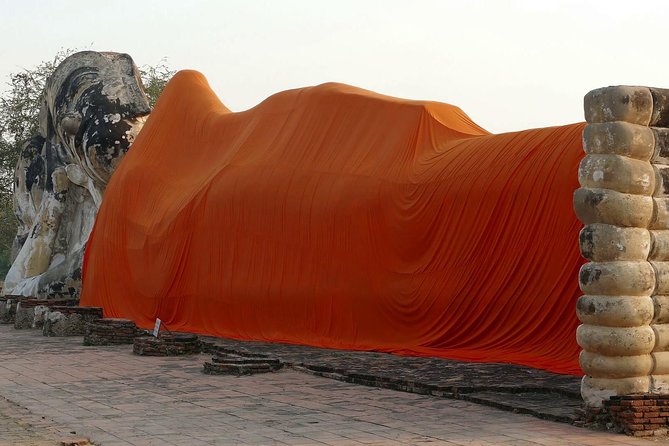 Ayutthaya Sunset Tour: UNESCO Temples & Peaceful River Cruise - Wat Chaiwatthanaram: Riverside Khmer-Style Symmetry at Golden Hour