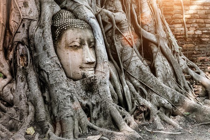 Ayutthaya Temples and Ayothaya Floating Market From Bangkok - Small-group pacing: why up to 24 people helps (and why it still feels long)