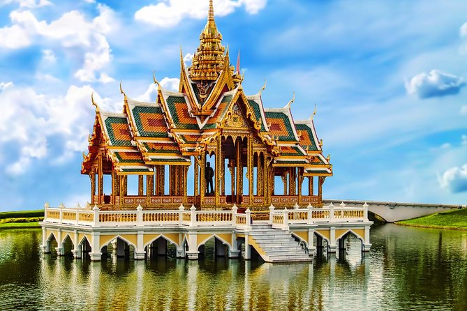 Ayutthaya Temples and Ayothaya Floating Market From Bangkok - Entering Ayutthaya: Wat Yai Chaya Mongkol, then the royal-temple core