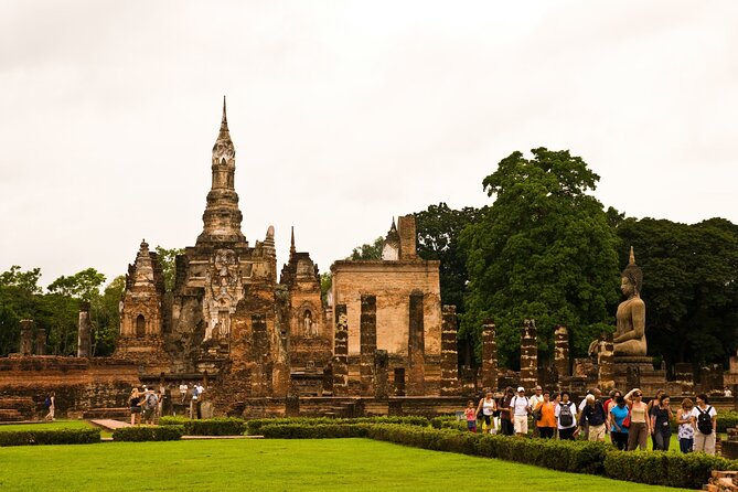 Ayutthaya Tour with Elephant Village, ATV & Floating Market - Wat Chaiwatthanaram by the river: architecture with a strong visual punch