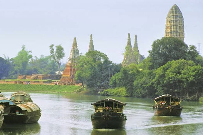 Ayutthaya UNESCO Temples Group Tour with Lunch - Wat Mahathat: the Bodhi tree Buddha head moment