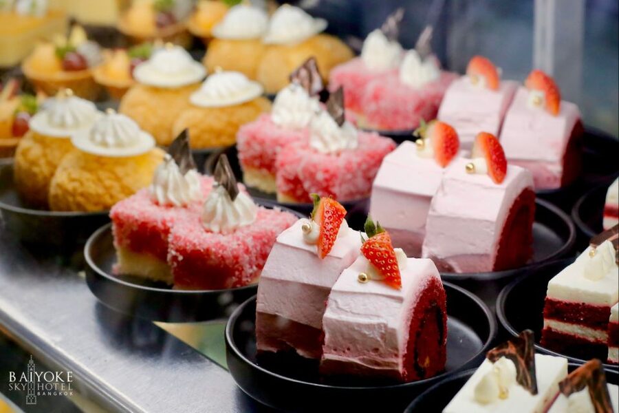Baiyoke 82nd Floor Crystal Grill Buffet & Observation Deck - Inside Baiyoke Sky Hotel: your fast track to the views
