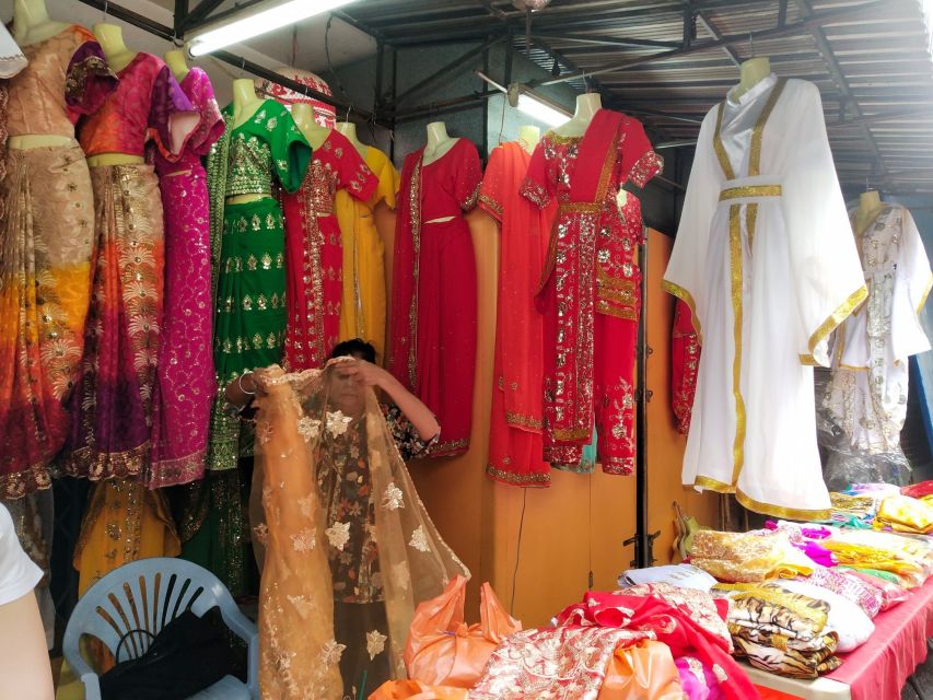 Bangkok:4Hour Flower Market and Little India Tour Mini Group - Starting at Sathorn Pier, then floating into the market world