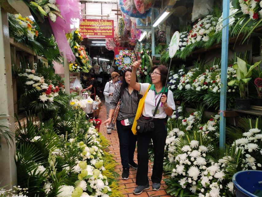 Bangkok:4Hour Flower Market and Little India Tour Mini Group - Included snacks, no lunch: plan your own food break