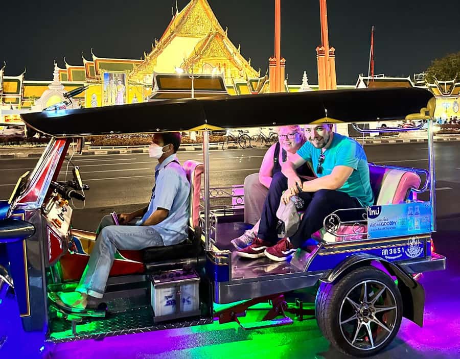 Bangkok Adventure Tuk Tuk Food Tour - Bangkok Tuk Tuk Night Tour: How the experience really feels