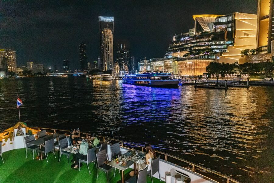 Bangkok: Alangka Luxury Buffet Dinner Cruise With Live Music - Quick take: Alangka Luxury Buffet Dinner Cruise at a glance