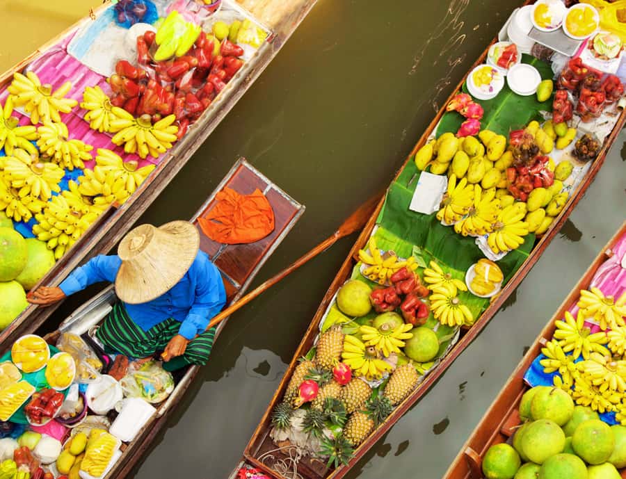 Bangkok: Amphawa Floating & Railway Markets Guided Day Tour - Amphawa Floating Market: long-tail boat + lantern light