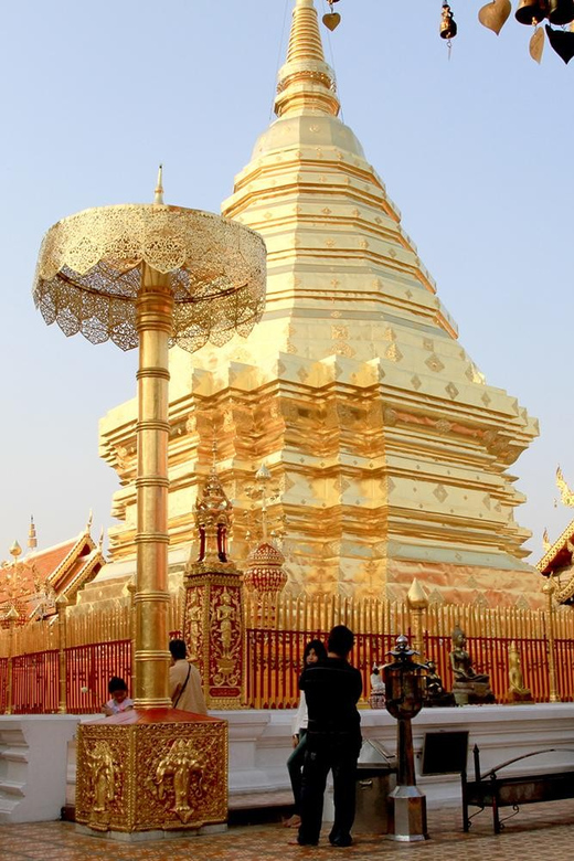 Bangkok: Audio guides for Bangkok, Ayutthaya & Chiang Mai - What You’re Really Buying: 180 Days of Smartphone Audio for Thailand’s Biggest Sites