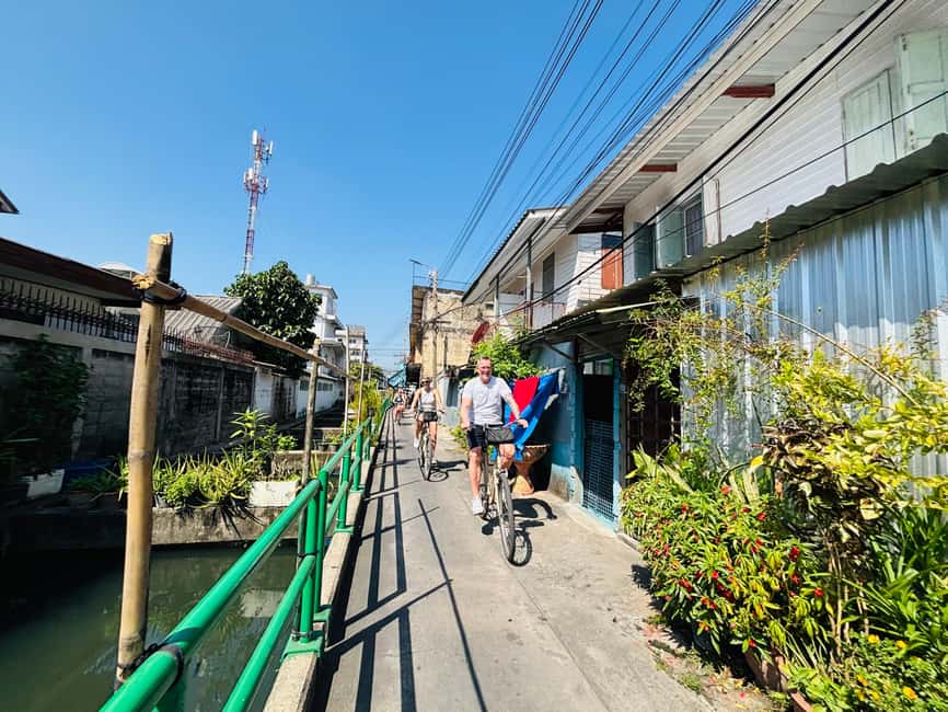 Bangkok: Backstreets and Hidden Gems Bike Tour - Wat Nak Prok: passing by with a sharp eye