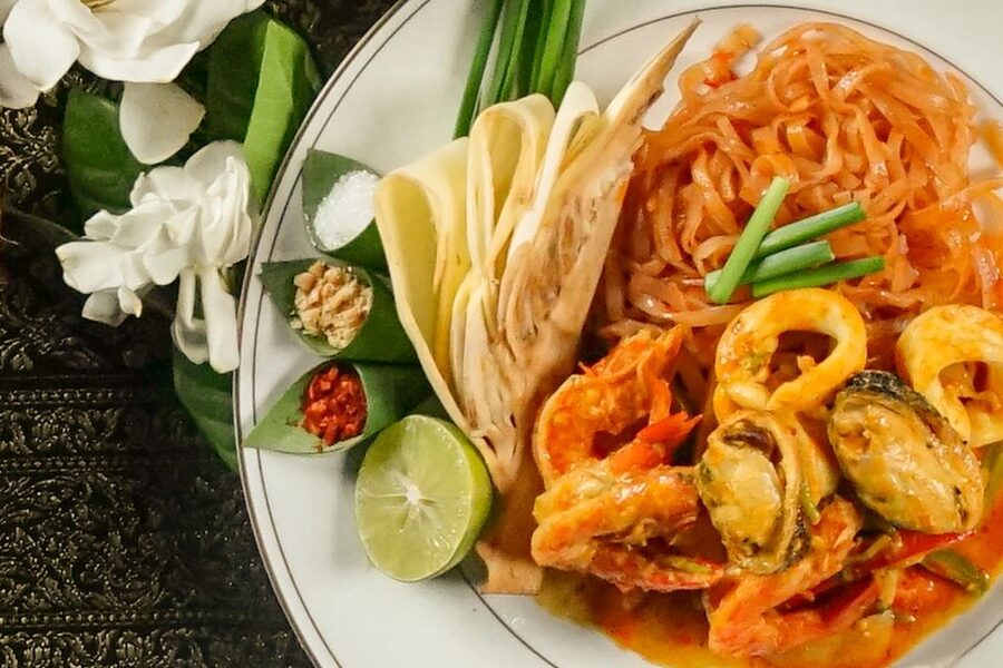 Bangkok: Baiyoke Observation Deck with Lunch/Dinner Buffet - Who This Ticket Fits Best