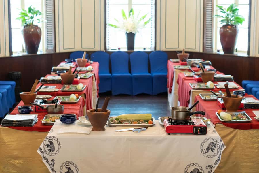 Bangkok: Blue Elephant Thai Cooking Class - Price and logistics, what you really pay for at $143