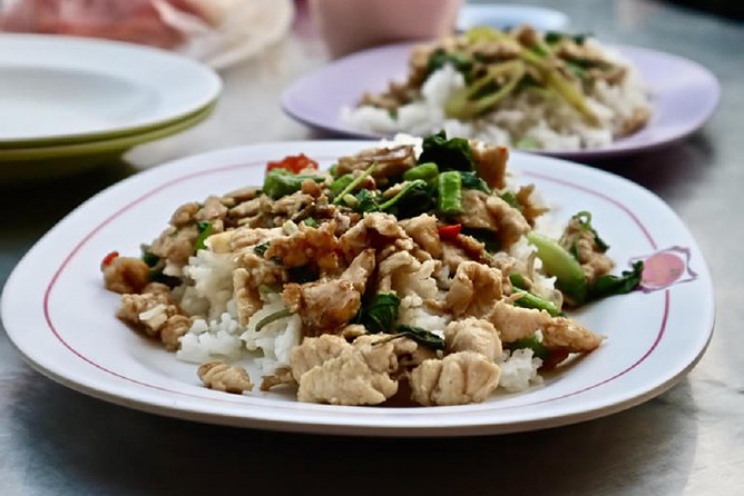 Bangkok by Night Food Tour with 10+ Tastings in Chinatown - Starting at Hua Lamphong Rong Mueang: How the 3-Hour Walk Actually Fits