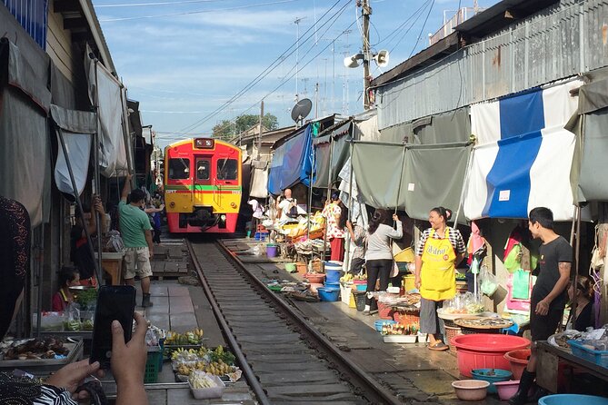 Bangkok Canal Tour by long tail boat, Wat Arun and Wat Pho - Morning Logistics That Make or Break Your Day