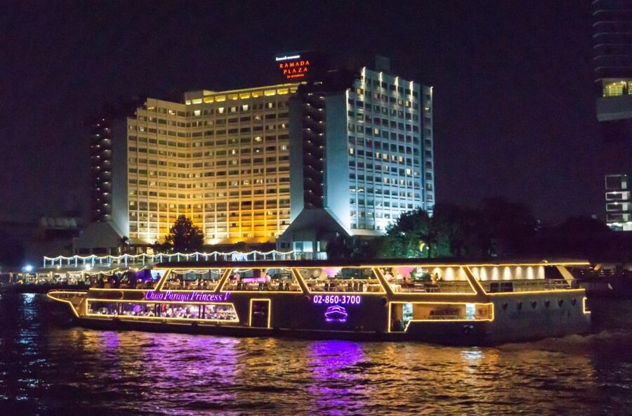 Bangkok: Chao Phraya Princess Dinner Cruise Ticket - Why This River Cruise Works in Bangkok