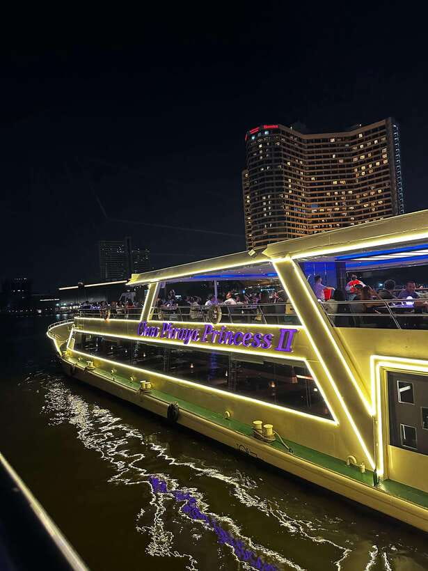 Bangkok: Chao Phraya River Cruise with Indian Buffet Dinner - The Indian buffet dinner: what’s included and what to expect