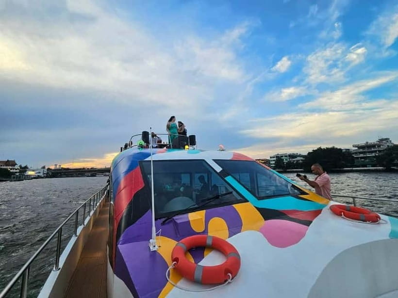 Bangkok : Chaophraya Booze Cruise – Drinks Onboard - Key highlights to know before you board
