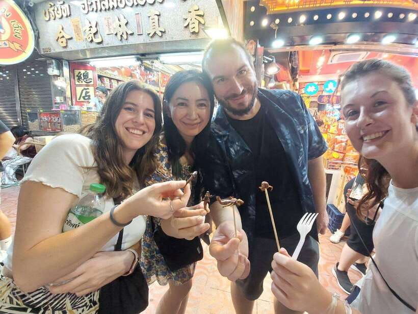 Bangkok: Chinatown Food Tour with Michelin Food Stalls - The heart of the tour: 10+ Thai-Chinese dishes, portion by portion