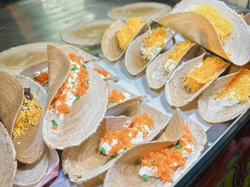 Bangkok: Chinatown Street Food - Private Tour - The Night Market Walk: BBQ, Dumplings, Sweet Treats, and Drinks