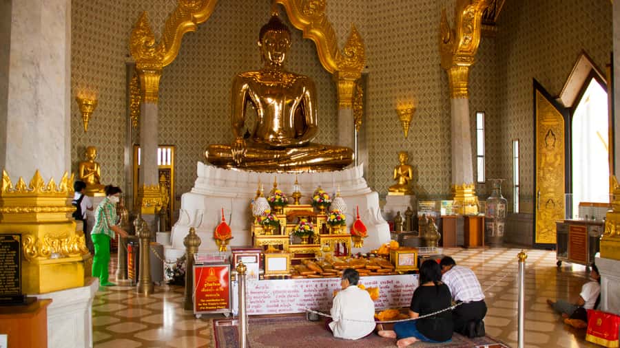 Bangkok: City Highlights Private Tour with Palace & Temples - Grand Palace, Emerald Buddha temples, and the why-behind-the-looks