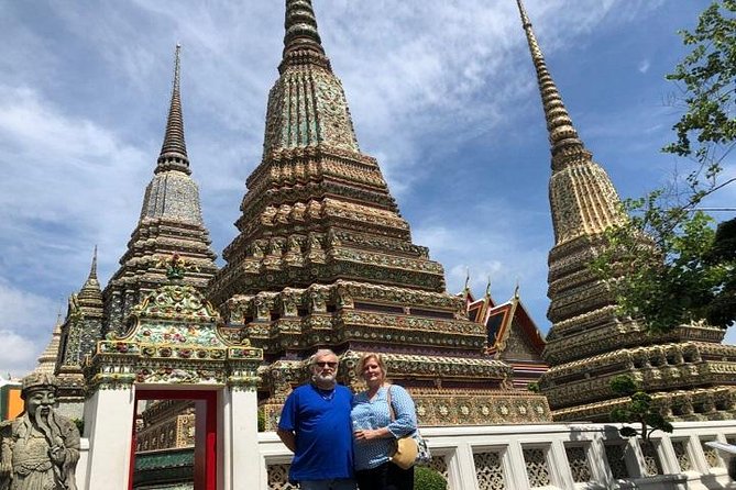 Bangkok City Sightseeing Tour with Grand Palace Private - Wat Arun and Wat Pho: two iconic temple styles in 60 minutes