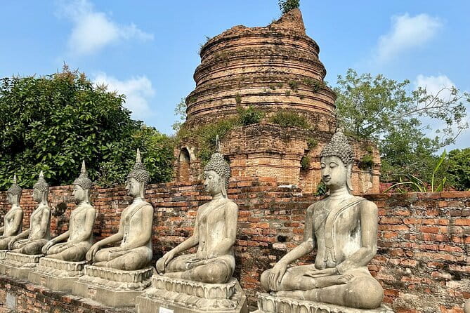 Bangkok Classic 3-Temples With Buffet Lunch Day Tour - Guide quality is the make-or-break factor, and you can feel it