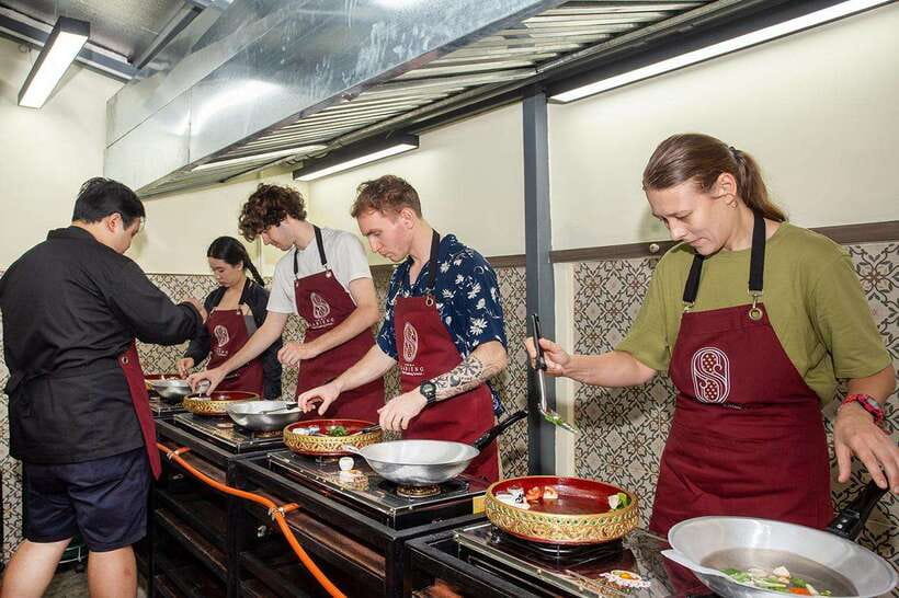 Bangkok: Cooking Class with Market Visit & Tuk Tuk Ride - Four Thai dishes and the curry paste lesson: what you’ll be able to cook again