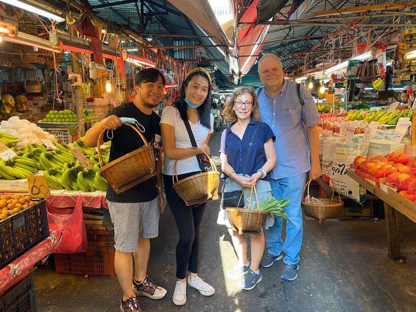 Bangkok: Cooking Class with Market Visit & Tuk Tuk Ride - Spice choices and dietary flexibility: vegetarian, halal, kosher, and allergies