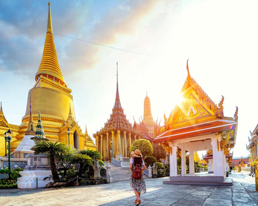 Bangkok: Customize Your Own Private Bangkok City Tour - Grand Palace and Wat Phra Kaew: the main show, with dress-code reality